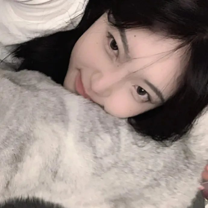 陪她一会儿